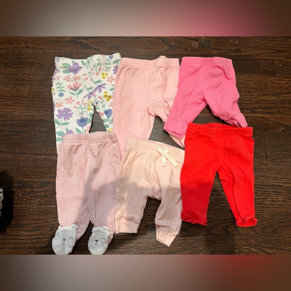 14 pairs of newborn / 0-3 pants - Picture 2 of 4